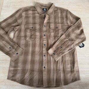 NWT Men’s Large Volcom Shadowstone Brown Plaid Flannel Shirt With Button Details